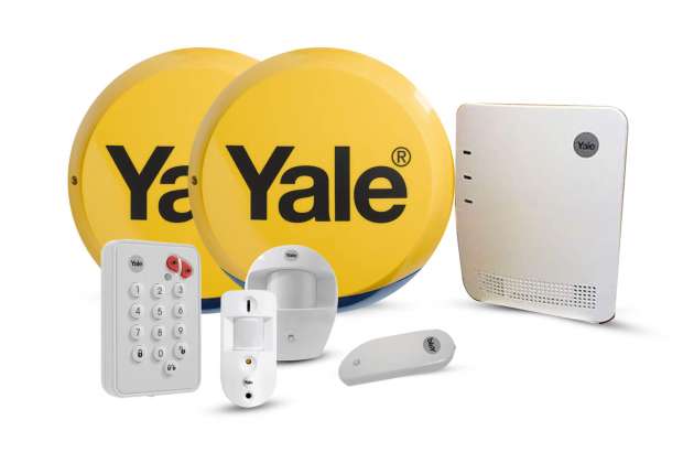 Yale Easy SmartPhone Wireless Home Burglar Alarm (Smart Phone App and Camera Sensors)