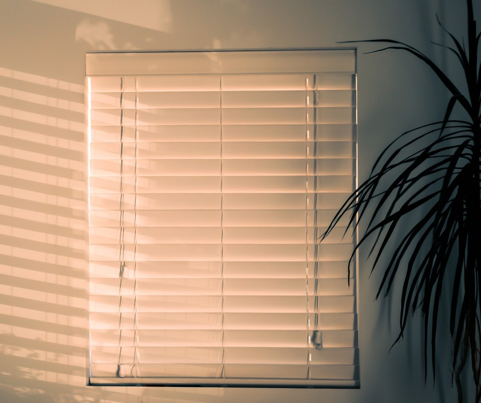 Security tip 4: Close your windows and blinds